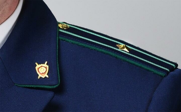 Белорусский прокурор держал в секс-рабстве девочек-подростков, истязал их и «поставлял» силовикам                                 
            Белорусский прокурор держал в секс-рабстве девочек-подростков, истязал их и «поставлял» силовикам