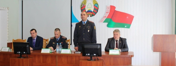 УВД судится с бывшим начальником Волковысского РОВД                                 
            УВД судится с бывшим начальником Волковысского РОВД
