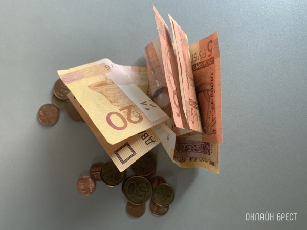 Кому предлагают 5000 рублей, а кому 3500 в месяц: смотрим вакансии с высокими зарплатами Кому предлагают 5000 рублей, а кому 3500 в месяц: смотрим вакансии с высокими зарплатами