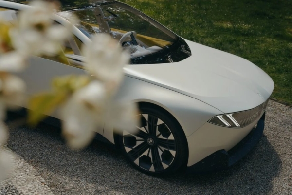 BMW представила автомобиль будущего BMW представила автомобиль будущего